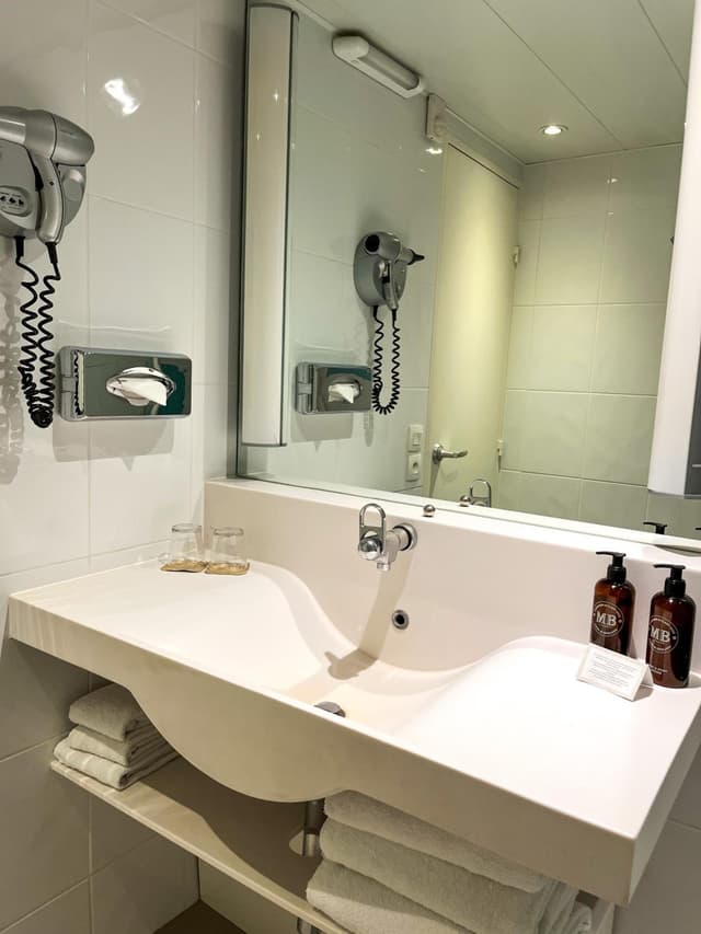 Habitación Doble Clásica con Sofá Cama · foto 3