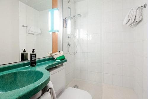 Standard Twin Room · photo 2