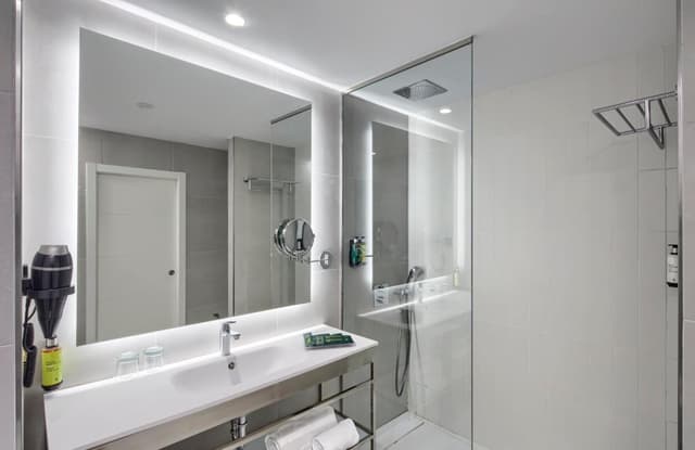 Twin Room · photo 5