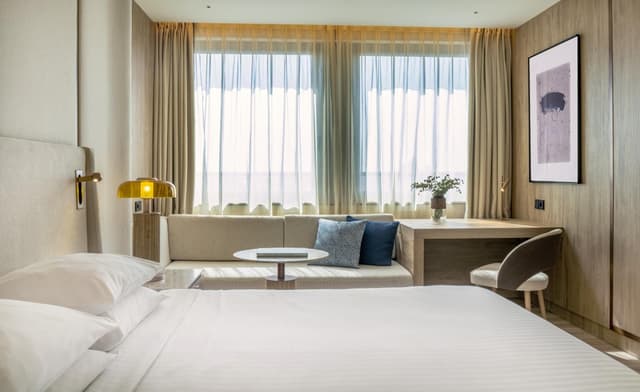 Superior King Room · photo 2