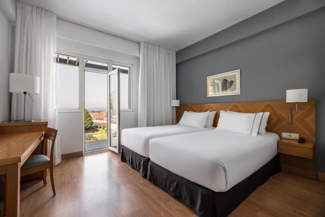 Deluxe Double or Twin Room with Balcony · photo 1