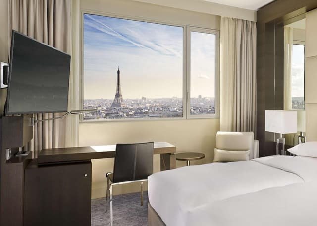Habitación Doble con Vista a la Torre Eiffel · foto 4