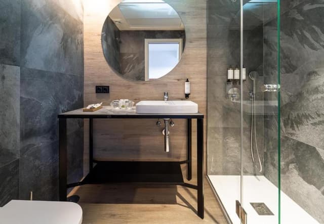 Deluxe Double Room with Balcony · photo 8