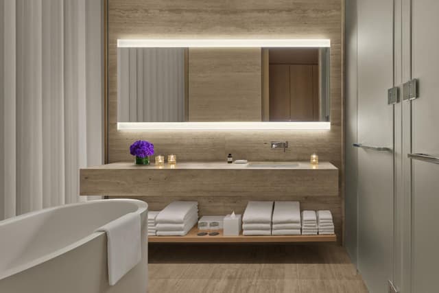 Guest King Room With Balcony · photo 4