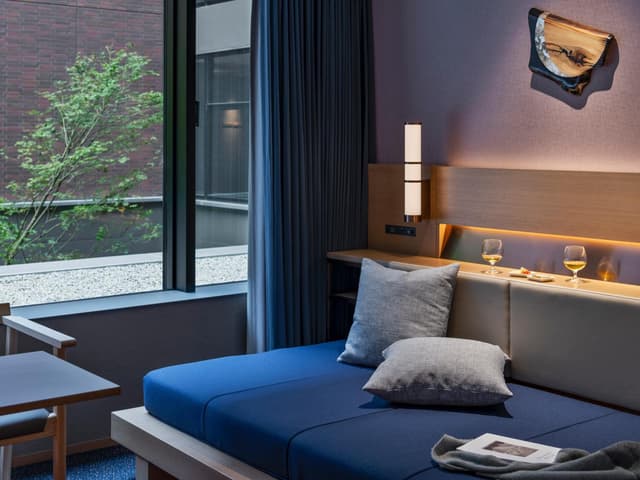 Superior King Room with Extra Bed (3 Adults) · photo 2