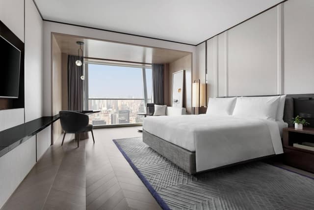Executive King Room with City View · photo 1