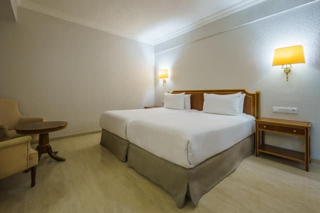 Double or Twin Room with Parking · photo 2