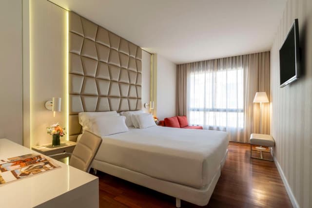 Superior Double or Twin Room · photo 7