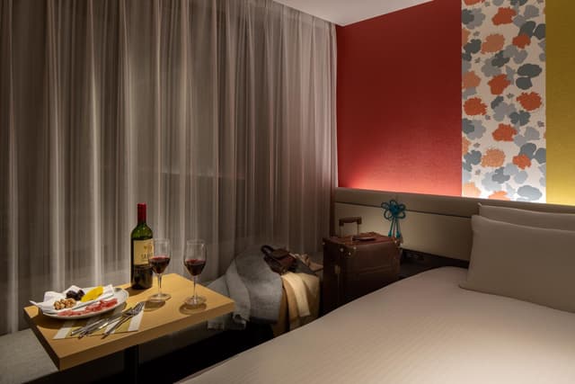 Superior Quadruple Room - Non-Smoking · photo 3