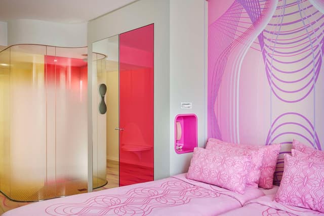 nhow Room with River View · photo 4