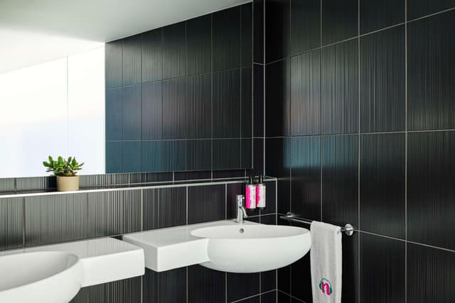 nhow Junior Suite Riverside · photo 5