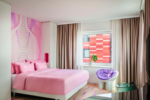 nhow Premium Room with River View · photo 1