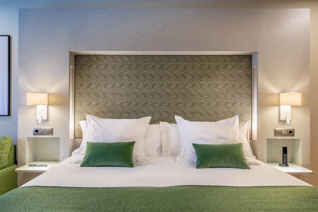 Deluxe Room with a View · photo 1