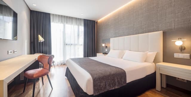 Double or Twin Room · photo 2