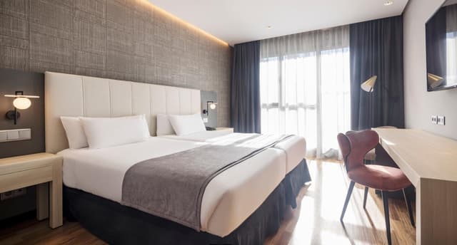 Double or Twin Room · photo 1