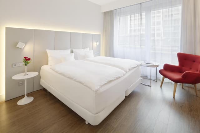 Premium Courtyard Room · photo 8
