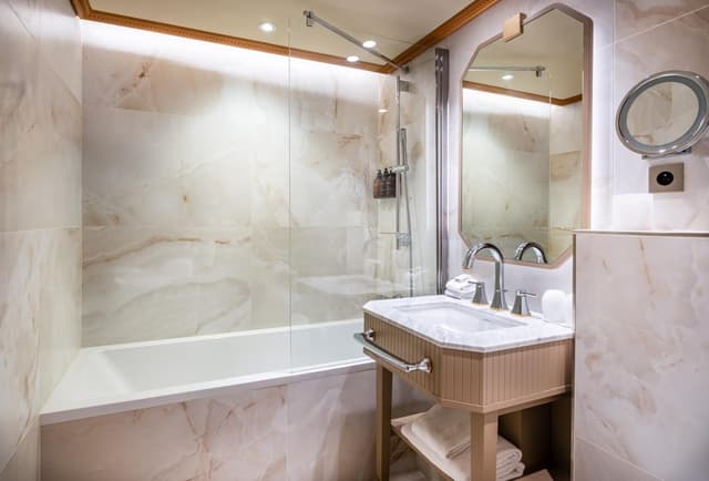 Executive Double or Twin Room · photo 8