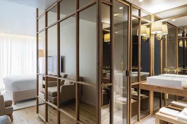 Premium King Room · photo 2