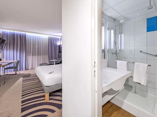 Habitación Estándar con Cama Queen size y Sofá Cama · foto 7