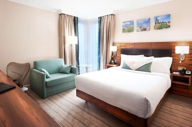Queen Room · photo 3