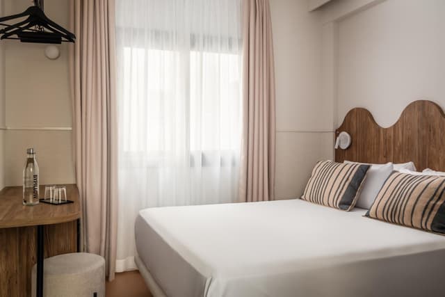 Budget Double Room · photo 1