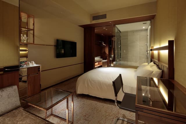 Executive King Room - Non-Smoking · photo 2