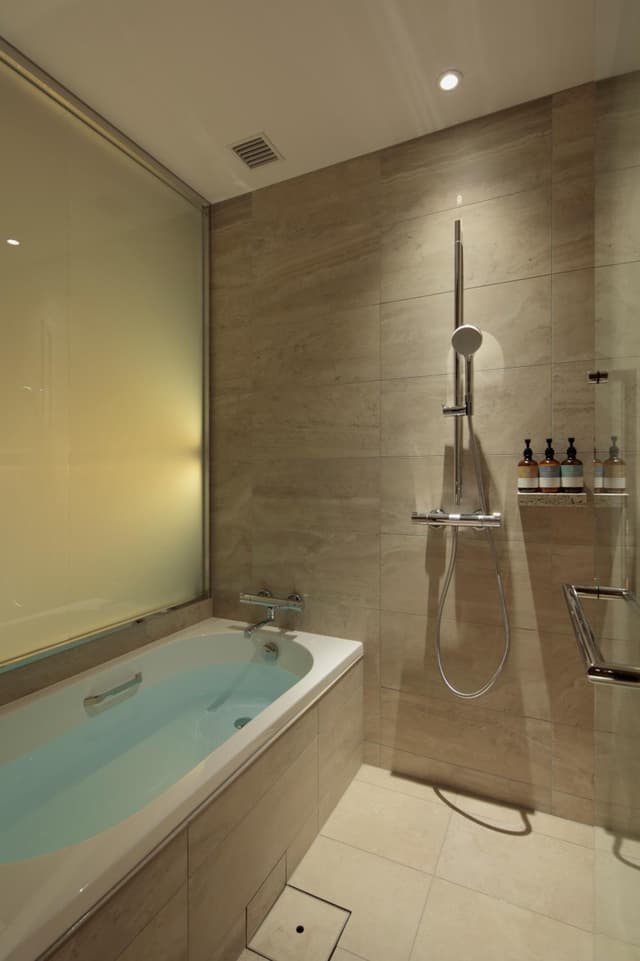 Executive Twin Room - Non-Smoking · photo 4