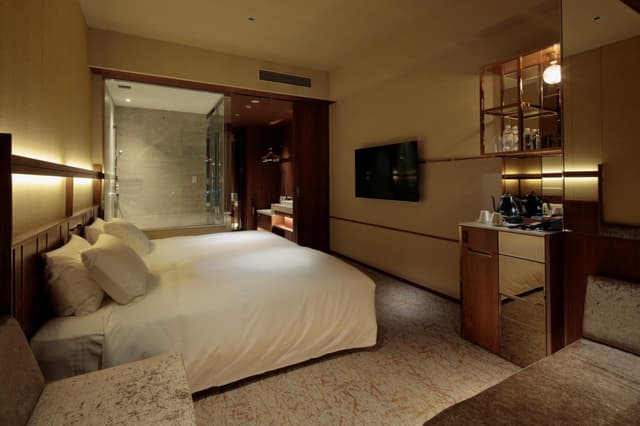 Executive Twin Room - Non-Smoking · photo 8