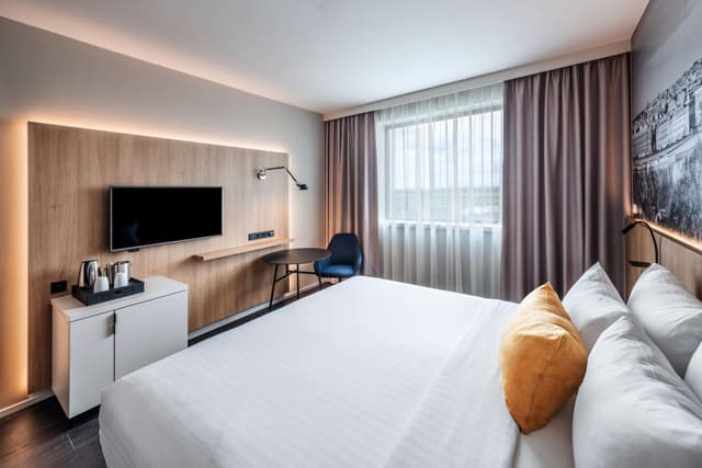 Guest Room, 1 King · photo 3