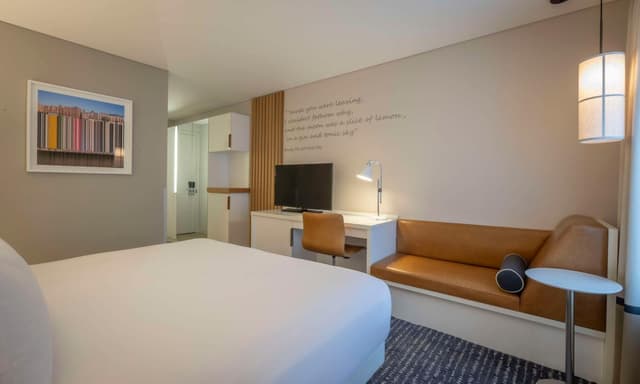 Deluxe King Room · photo 1