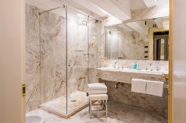 Standard Double or Twin Room · photo 3
