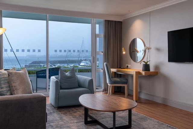 Junior Suite - Balcony and Ocean View · photo 3