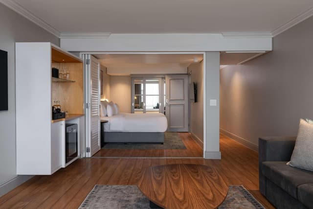 Junior Suite - Balcony and Ocean View · photo 5