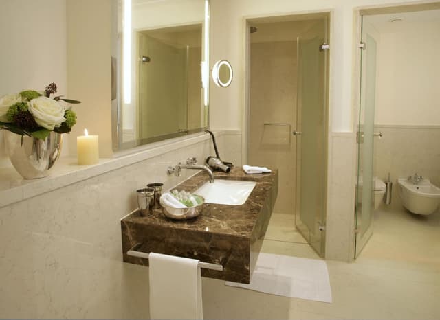 Classic King Room · photo 3
