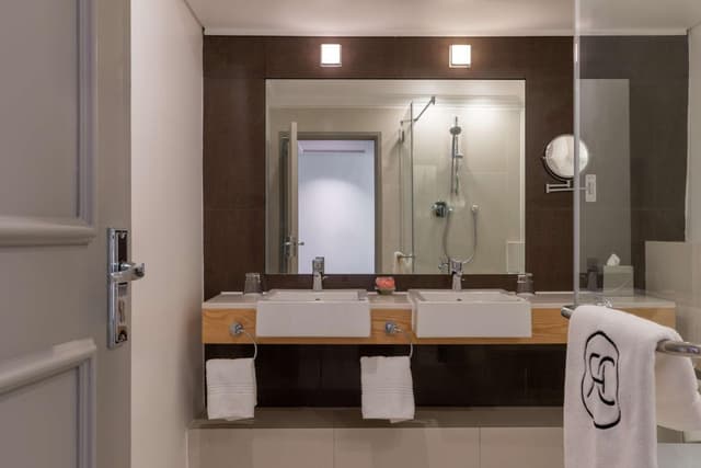 Junior Suite - Balcony and Ocean View · photo 2
