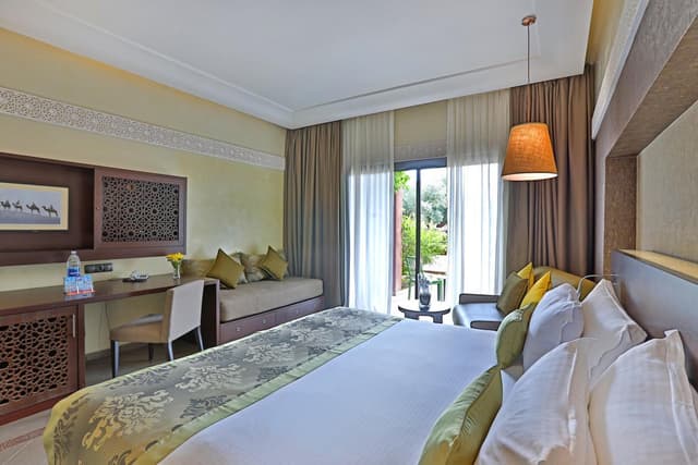 Privilege Room, Queen Size Bed, Garden View · photo 2