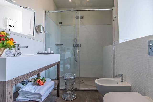 Small Double Room · photo 3