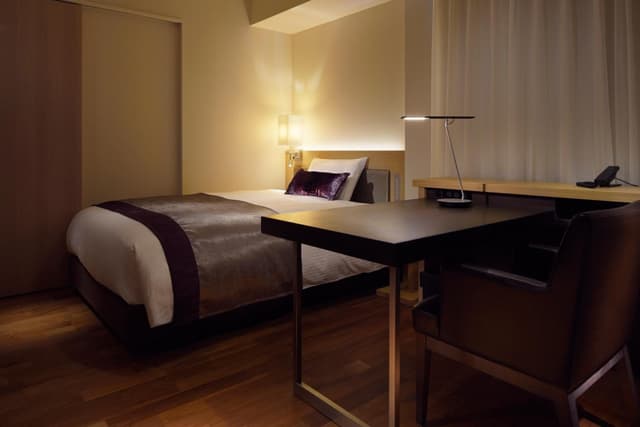 Standard Double Room - Smoking​ · photo 2