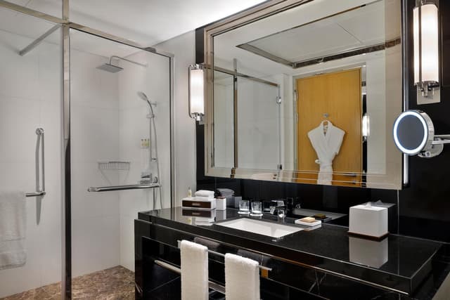Habitación Deluxe de Dos Camas Dobles con Vista al Mar y Balcón · foto 2