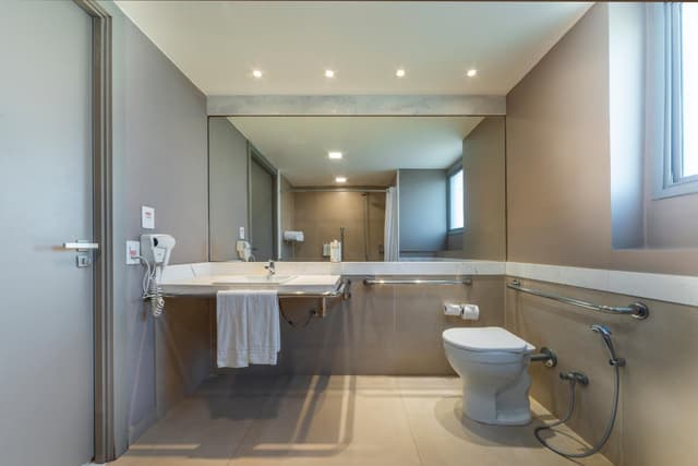 Quadruple Room - Disability Access · photo 3