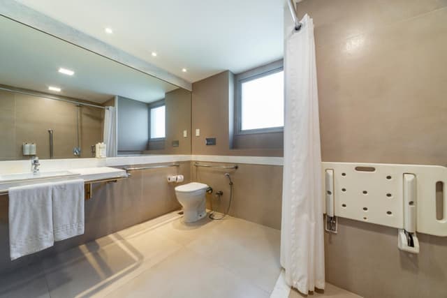 Quadruple Room - Disability Access · photo 6
