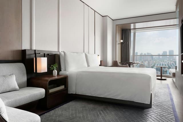 Executive King Room with City View · photo 7