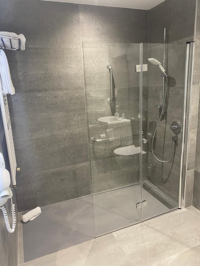 Double or Twin Room without Balcony - Disability Access · photo 5