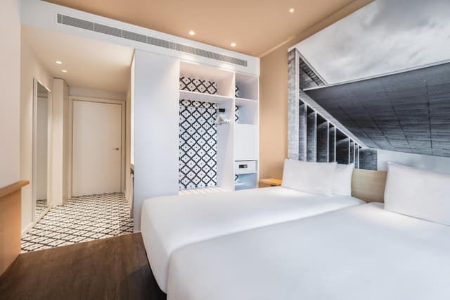 Double or Twin Room · photo 4