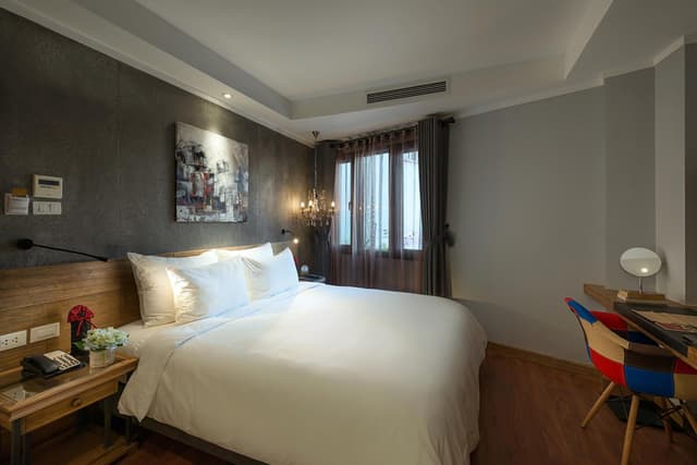 Trendy Deluxe Double or Twin Room · photo 8
