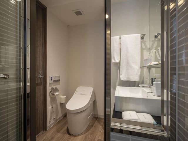Premier Room Double - Non-Smoking · photo 5