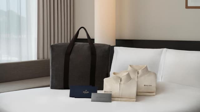 [Own Your Shilla Stay Relax and Unwind] Standard Double, City View + 1 Raffle Ticket (per night) · photo 1