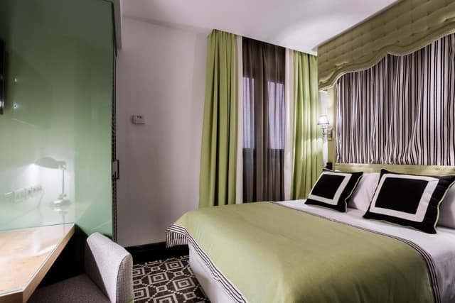 Interior Basic Double Room · photo 1