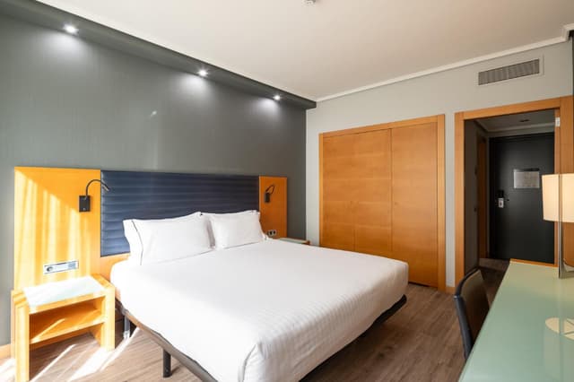Double or Twin Room with Terrace · photo 5