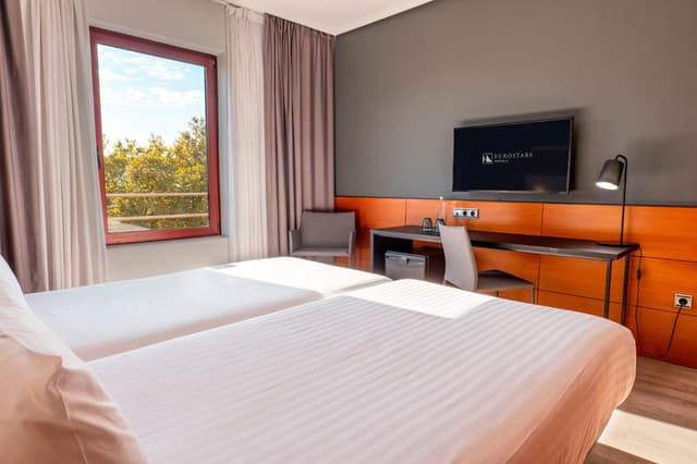 Deluxe Room · photo 3